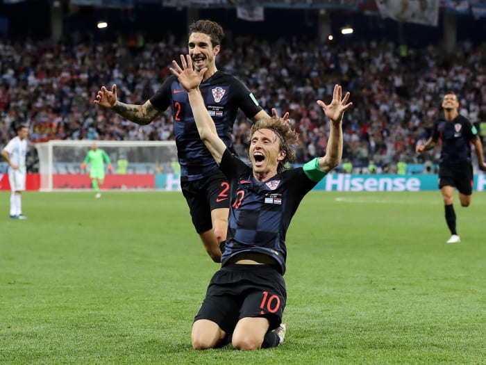 modric-slide-croatia-argentina.jpg